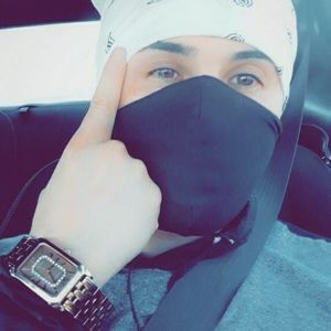 Meet your Posher, Leo